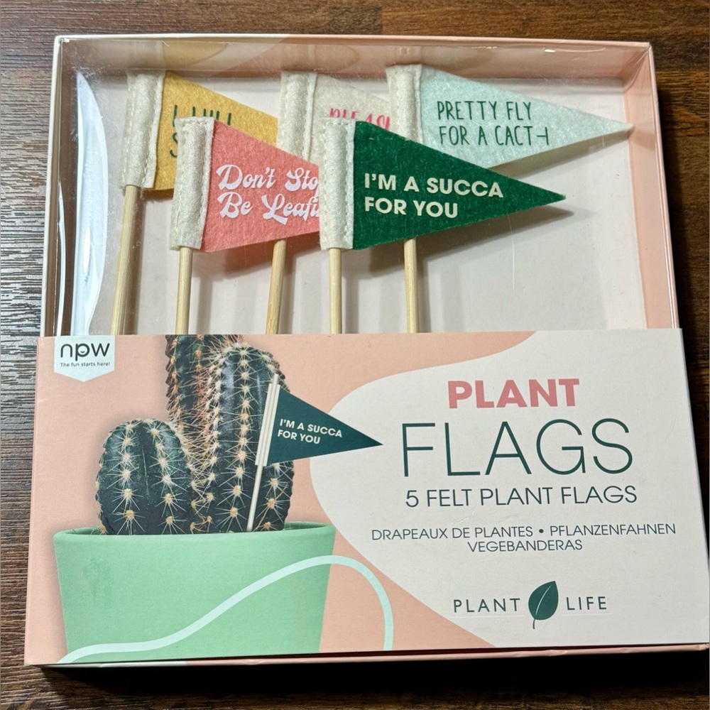 NIB NPW Plant Life Set of 5 Felt Plant Flags Multicolored with Messages